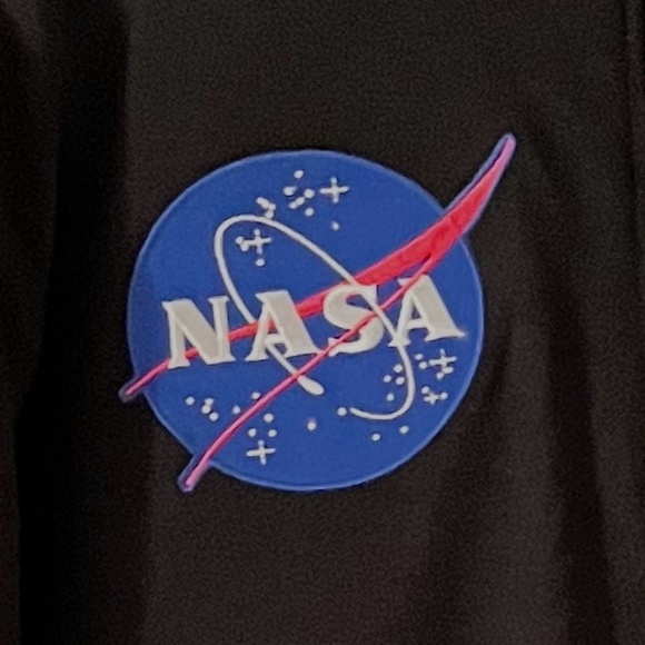 NASA - Picture 3 of 12